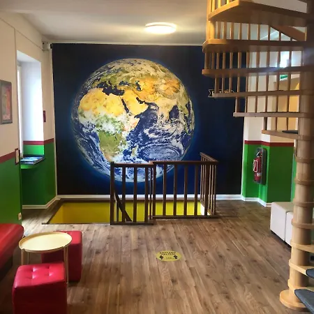 Backpackers Duesseldorf - Self Check-In-3