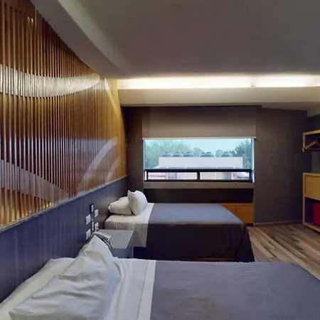 Hotel Patriotismo-3