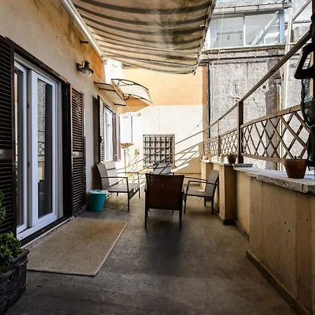 Magenta Casa Barberini-3