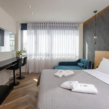 Triple A - Prime Location - Between Monastiraki & Syntagma Square-Free Parking!-2