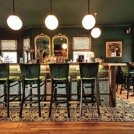 Slaymaker & Nichols Gastro House & Inn-3