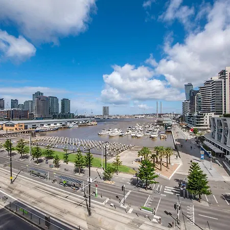 City Harbour Apartments-2