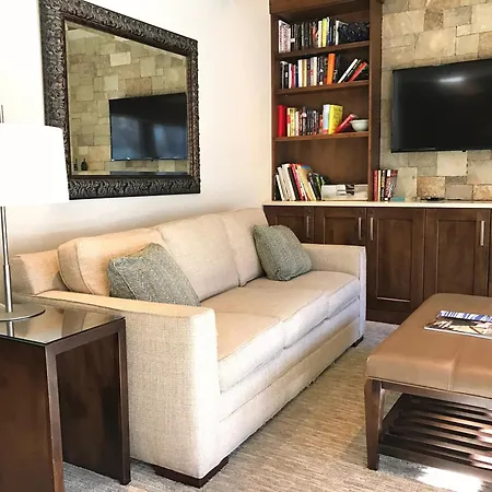 Aspen Square Condominium Hotel-2