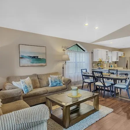 2 Bed Condo-The Greens At Thousand Hills-Coffee Bar-2