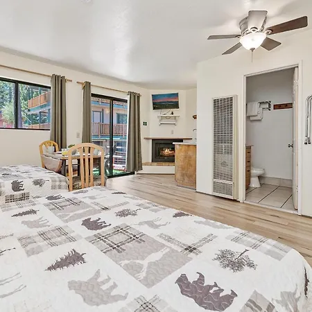 Big Bear Lake Front Lodge-2