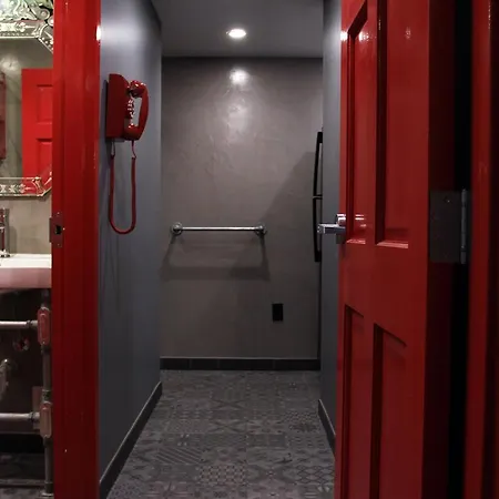 Crates At The Gaythering - Men Only-2
