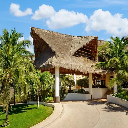 The Reef Coco Beach Resort & Spa-3