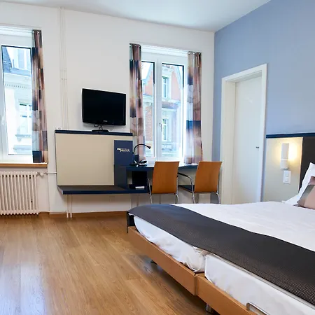 Hotel Bristol Zurich-3