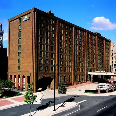 Days Inn By Wyndham Baltimore Inner Harbor-3