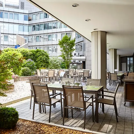 Clayton Hotel Duesseldorf City Centre-3