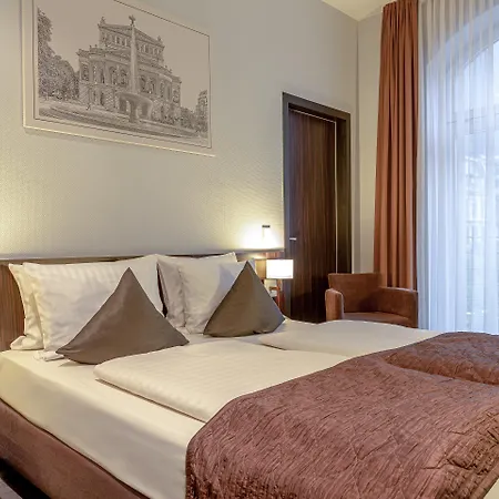 Ramada By Wyndham Frankfurt City Centre-2