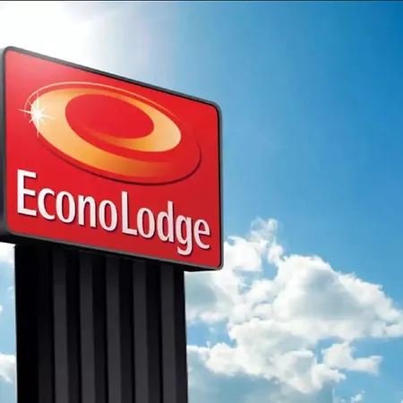 Econo Lodge-3
