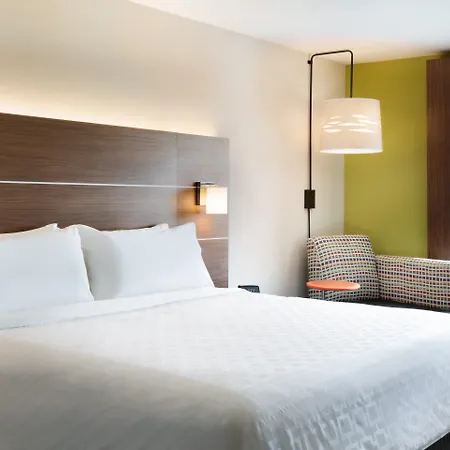 Holiday Inn Express & Suites Jersey City - Holland Tunnel By Ihg-3