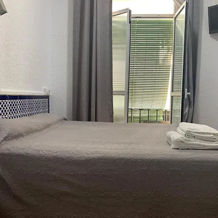 Hostal Alcobia-3