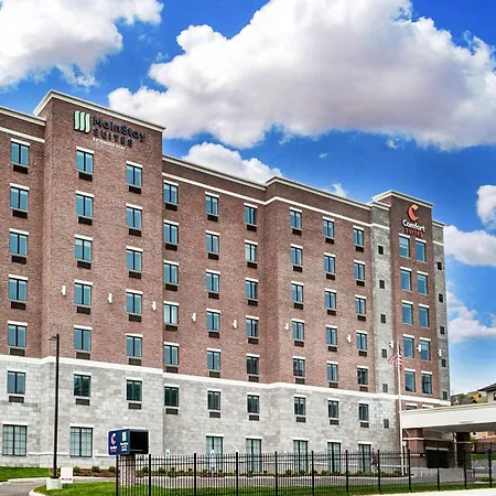 Comfort Suites Cincinnati University - Downtown-3