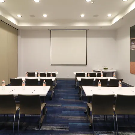 Holiday Inn Express & Suites - Ensenada Centro By Ihg-2