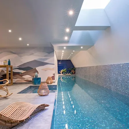 Hotel Parister Piscine & Spa-3