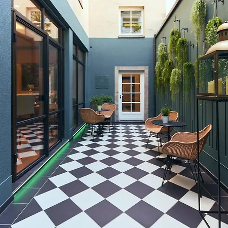 Boutique Hotel Orangerie-2