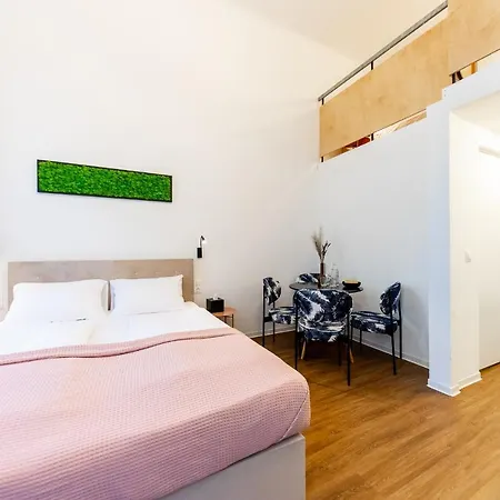 Adagio Downtown Rooms-2