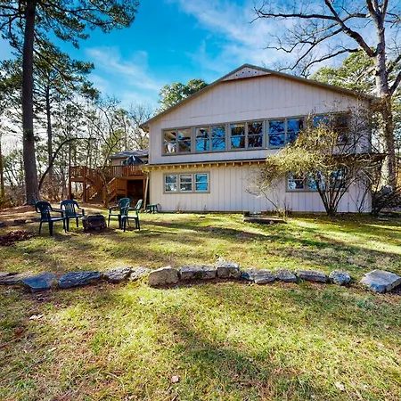 Pine Crest Lodge-2