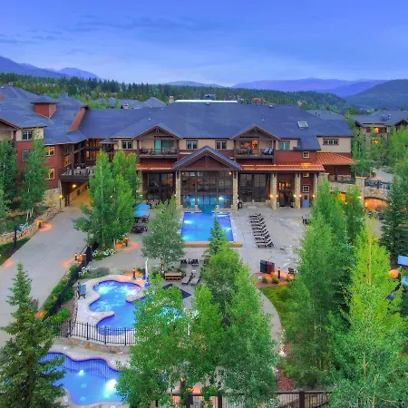 Grand Timber Lodge-3