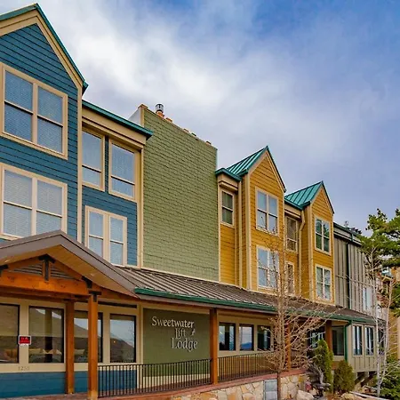 Multi Resorts At Lift Lodge-3