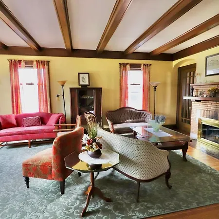 The Marshall House-2