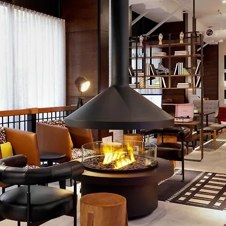 Moxy Richmond Downtown-2