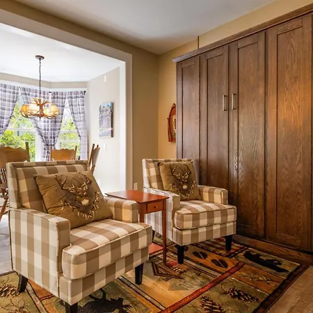Mira Monte Inn & Suites-2