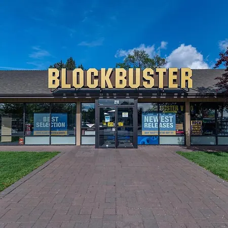 Pioneer Park Rentals Downtown Bend-2