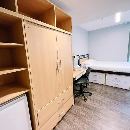 Queen'S University Residence-2