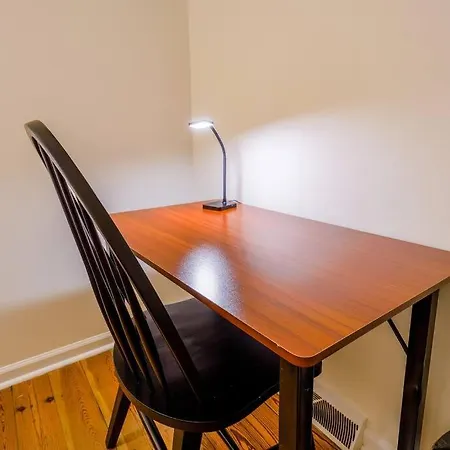 Saratoga Serenity: Charming Rental Nearby Downtown-3