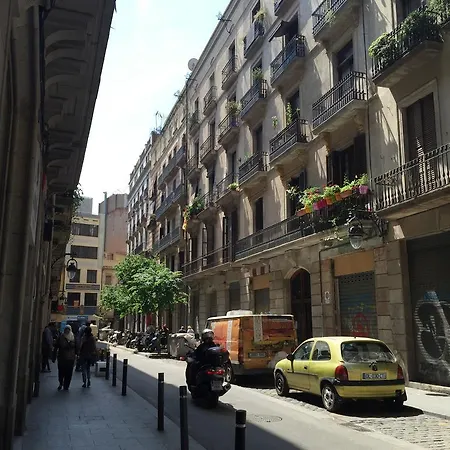 Bcn Home Guest House-3