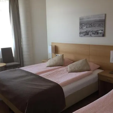 Arctic Comfort Hotel-2