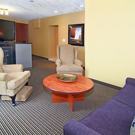 Holiday Inn Express And Suites Calgary By Ihg-2
