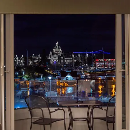 Victoria Regent Waterfront Hotel & Suites-3
