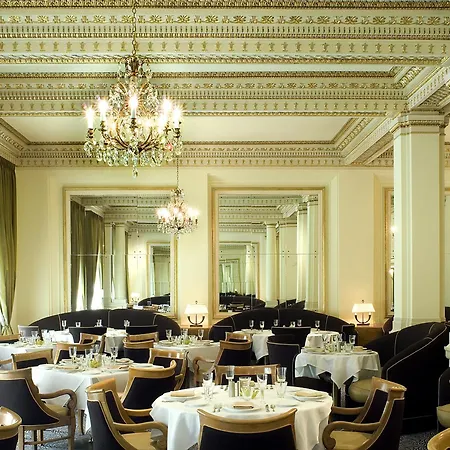 Hotel Deluxe-2