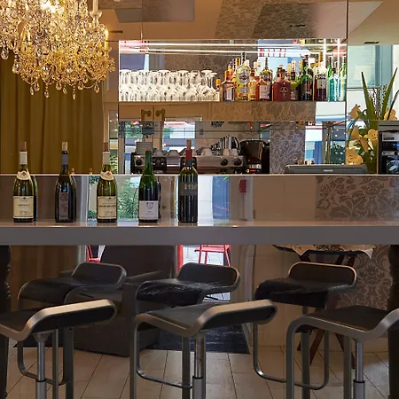 Hotel Indigo Paris - Opera By Ihg-3