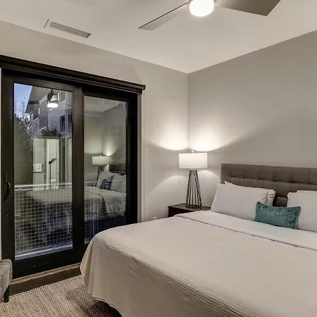 145 Biltmore Ave Condo 541B0A-2