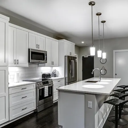 145 Biltmore Ave Condo 541B0A-3