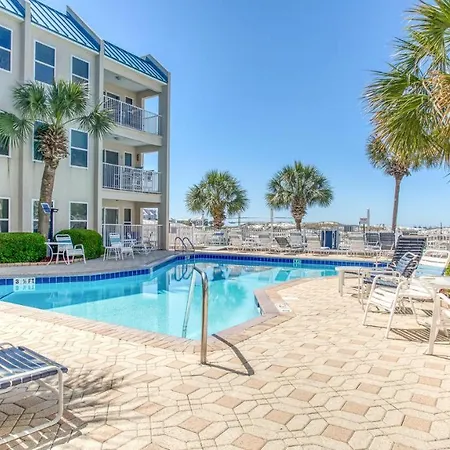 Poolside Villas 106 - Updated Beachfront Condo On Holiday Isle In Destin-3