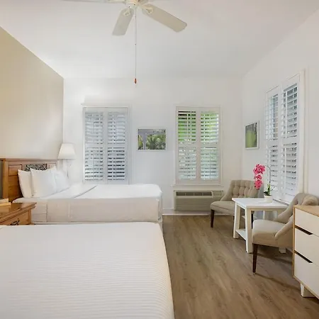 Paradise Inn (Adults Only)-2