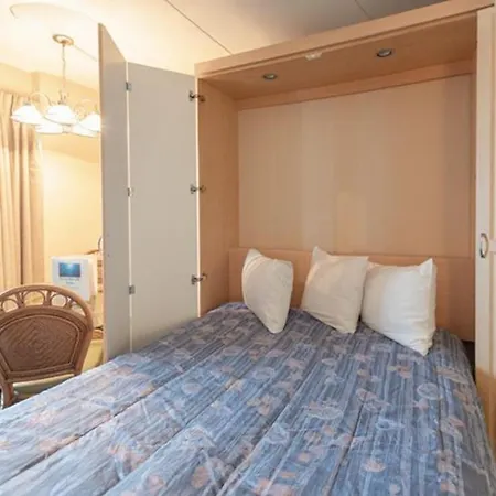 Studio W Balcony And Ocean View - Boardwalk One - 203-2