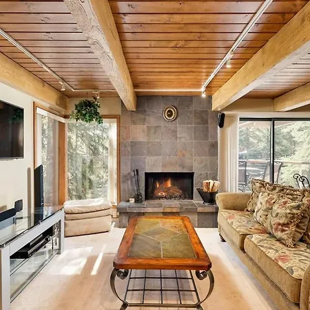 Chateau Eau Claire Unit 17, Serene Condo Overlooking The River With Many Upgrades-3