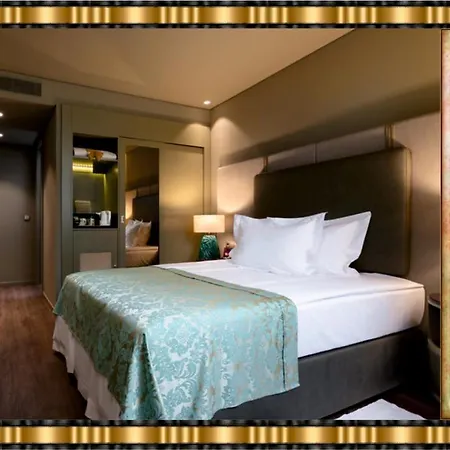 Hotel Jaguar Oporto - Is Near The Metro Has Free Parking And A Free Shuttle Service Between The Airport And The Hotel From 7Am To 8Pm-3