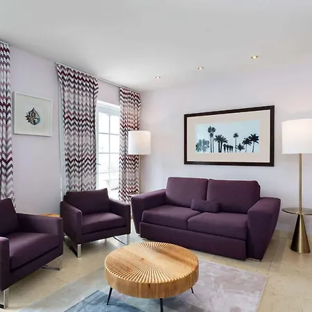Astor Hotel By Luxurban-2
