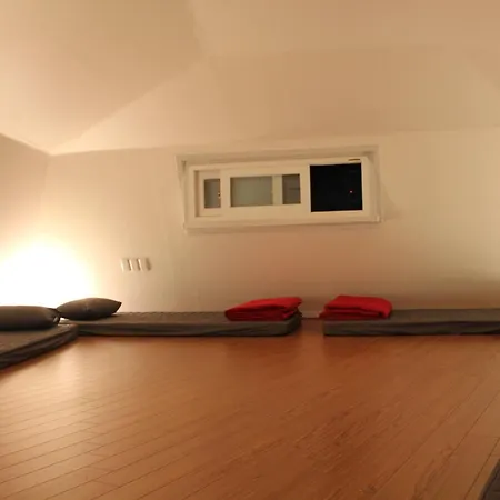 B My Guesthouse-3