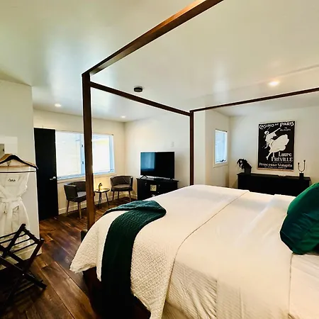Bespoke Inn Flagstaff-2