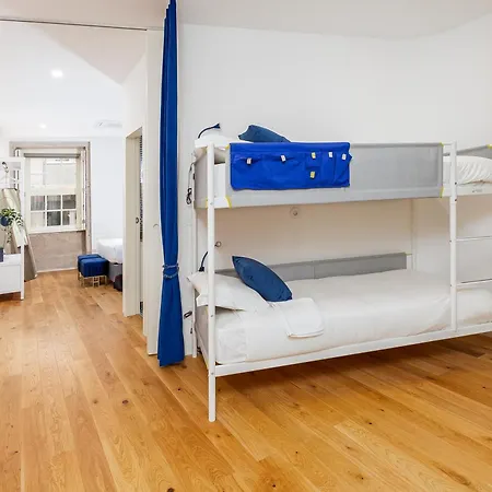 In Porto Gallery Guesthouse-3