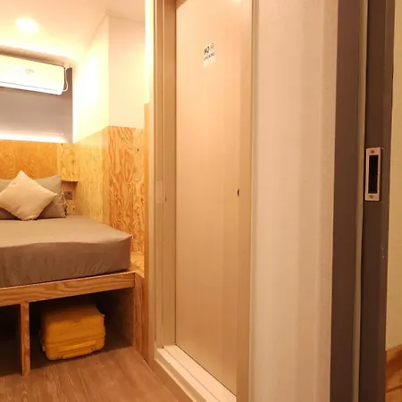 Oyo Hostel Myeongdong 1-3